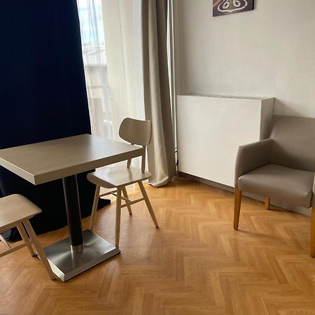 Nimes Studio Les Lavandes Parking Securise Apartamento Exterior foto