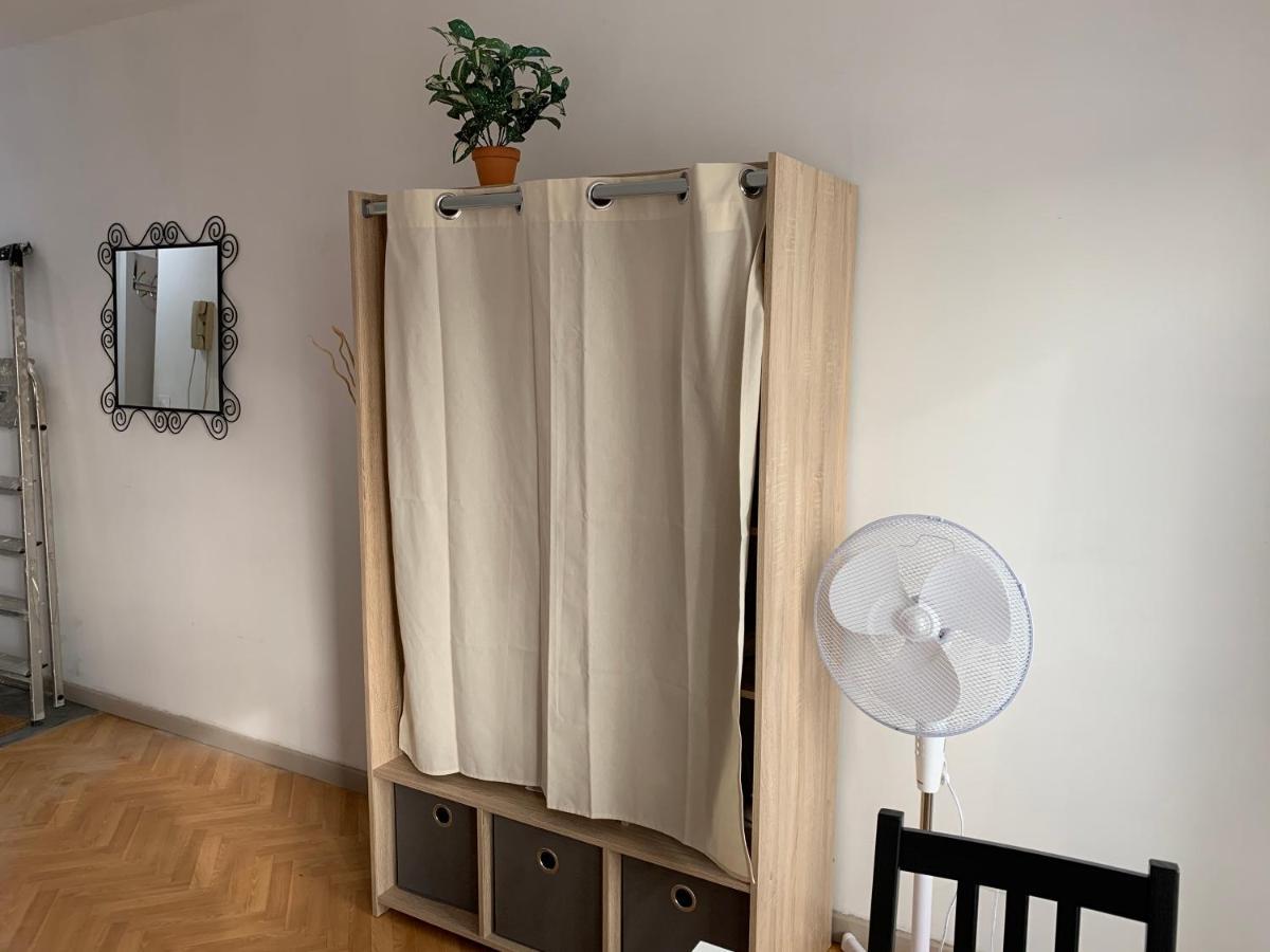 Nimes Studio Les Lavandes Parking Securise Apartamento Exterior foto